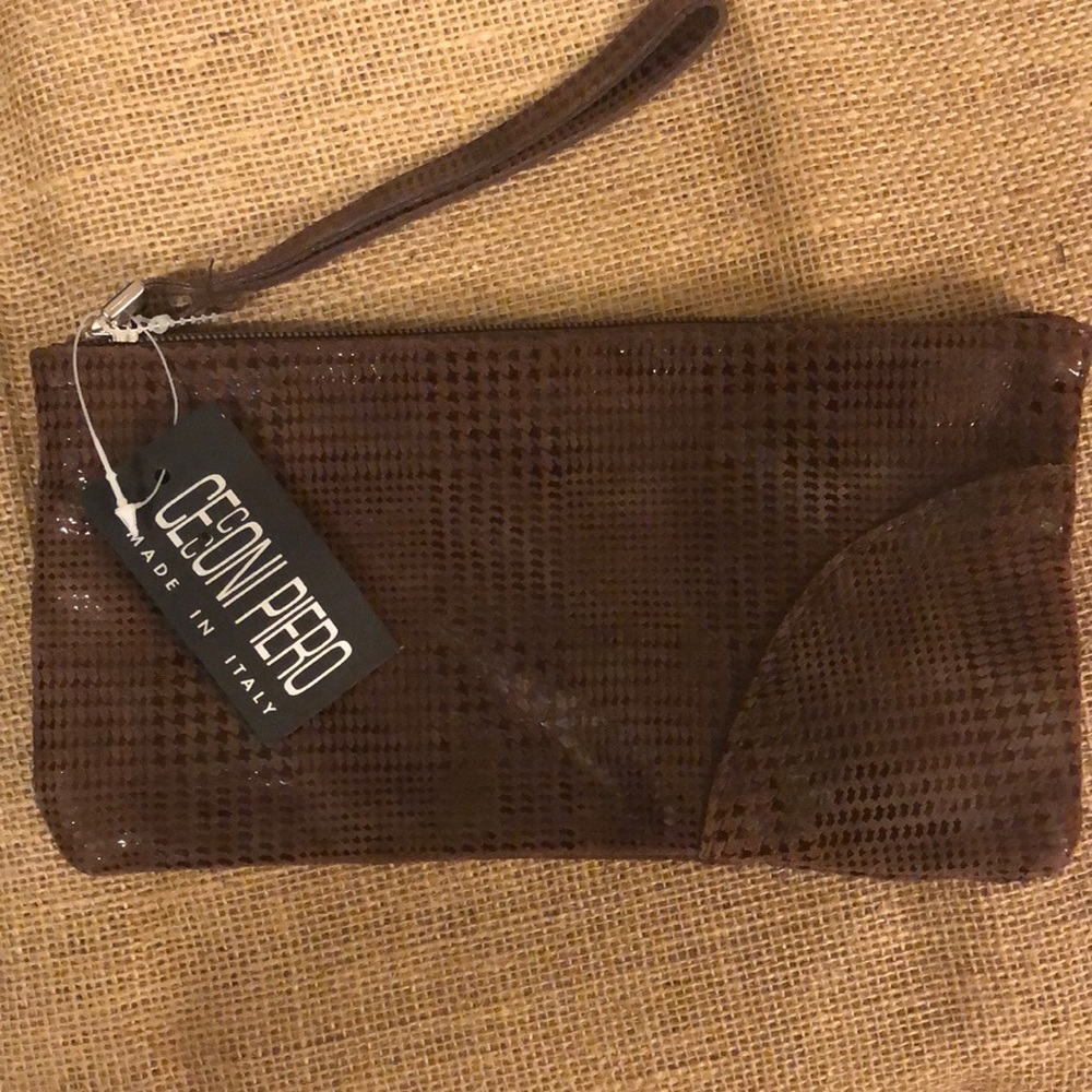 NWT Cecconi Piero wristlet clutch